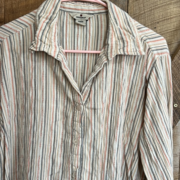 Vintage Woolrich womens button up shirt - Picture 3 of 4